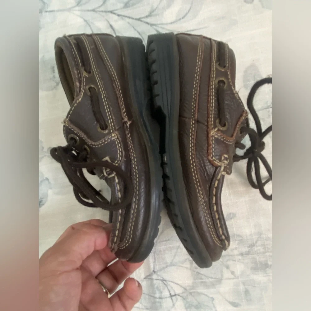 Sperry brown pebbled leather size 12 loafers with lug sole.